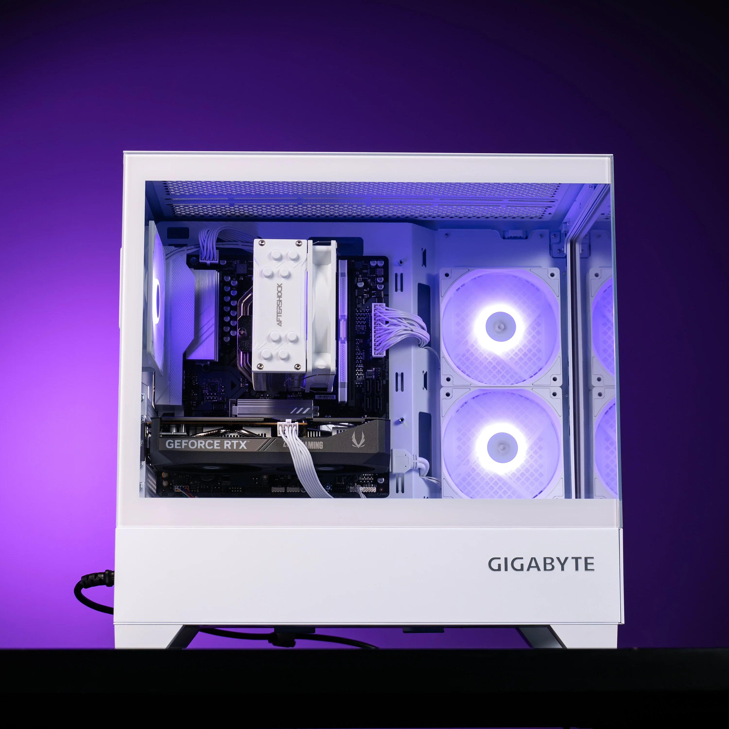 CHAMBER : LVL 4 WHITE / R5 7500F | RTX 5060 - Image 5