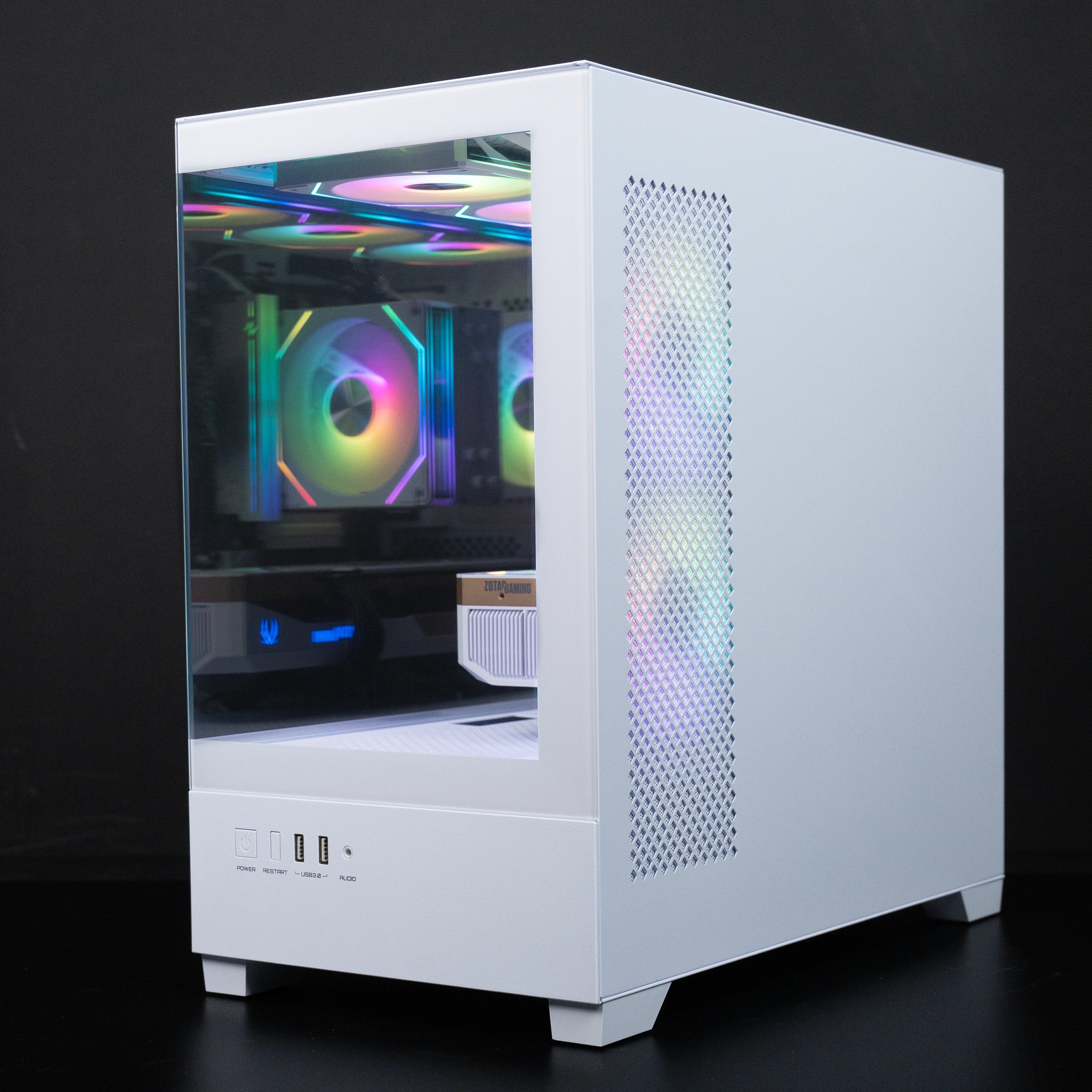 CHAMBER: LVL 8 WHITE / R7 7700 | RTX 5070 Ti | 32GB RAM - Image 8