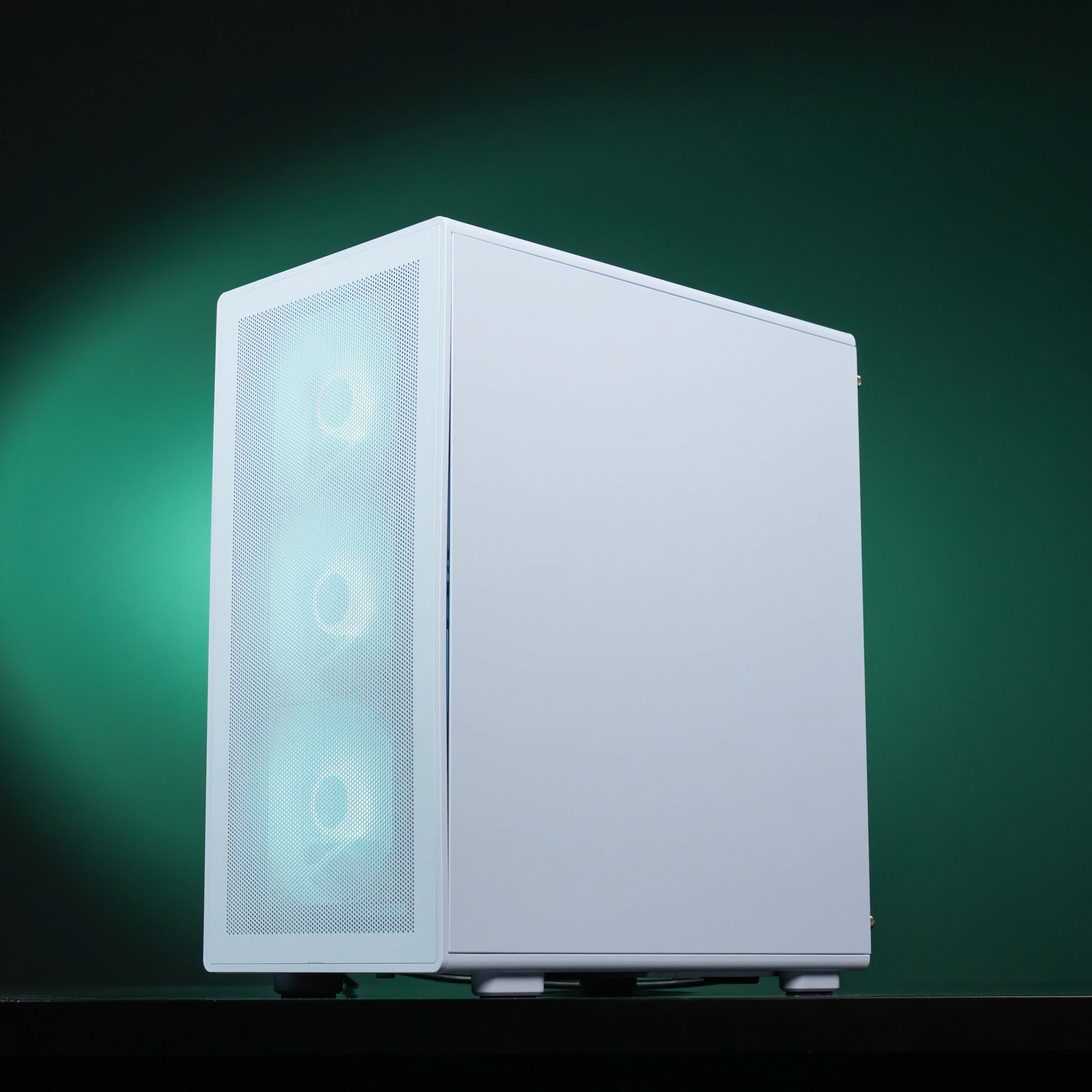 CLOUD : LVL 6 PRO / R7 7700 | RX 9060 XT 16GB | 32GB RAM - Image 7