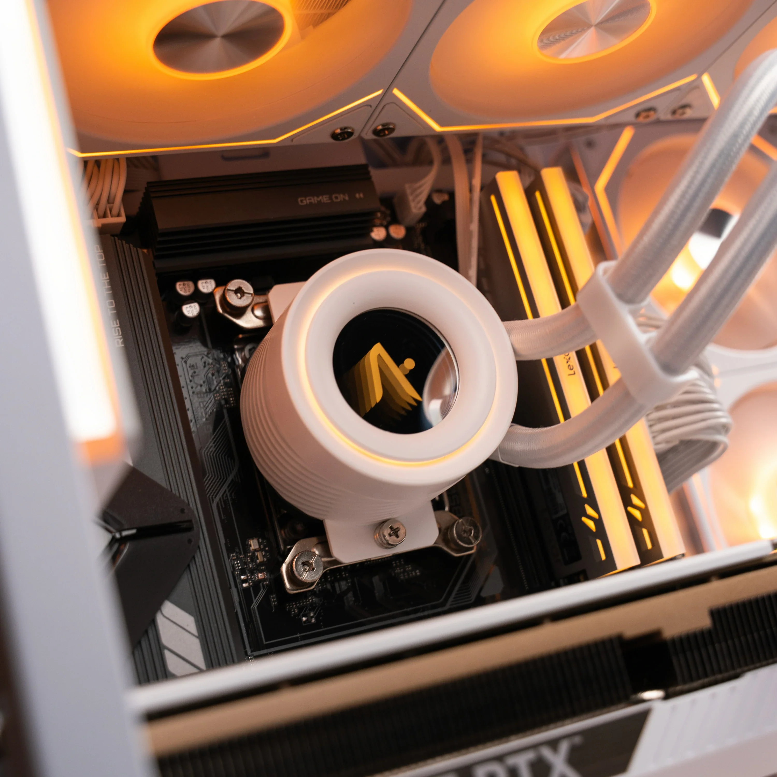 NIMBUS : LVL 8 PRO WHITE / R7 7800X3D | RTX 5070 Ti - Image 3