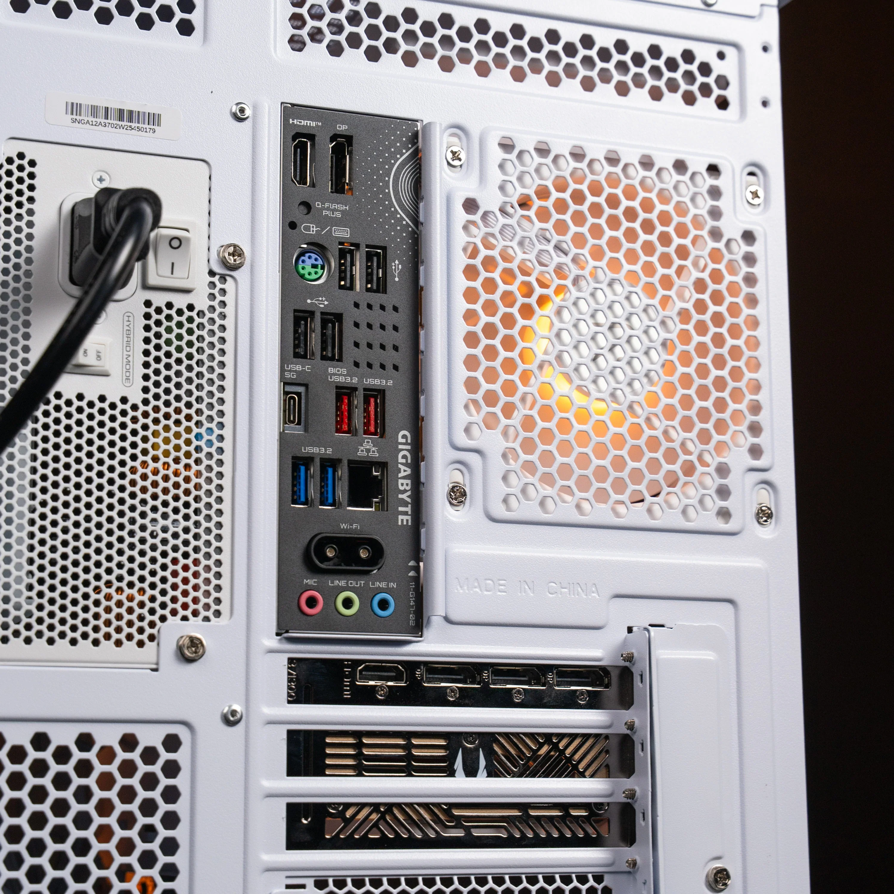 NIMBUS : LVL 8 PRO WHITE / R7 7800X3D | RTX 5070 Ti - Image 4
