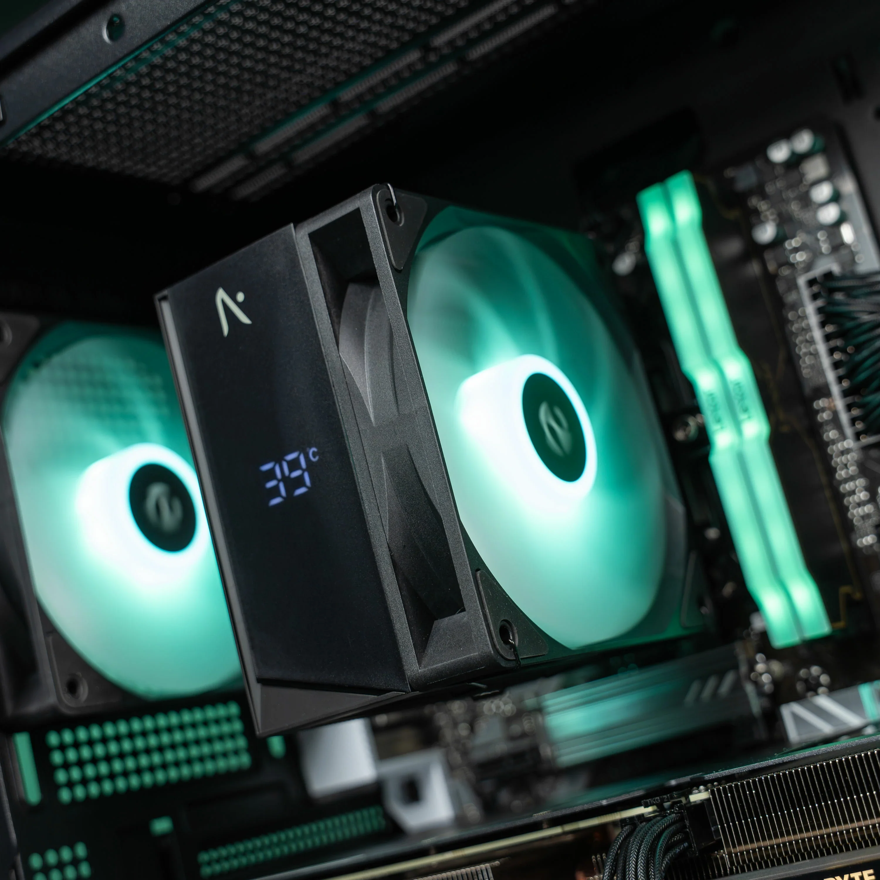 RAPID : LVL 6 PRO / R7 7700 | RX 9060 XT 16GB | 32GB RAM - Image 3