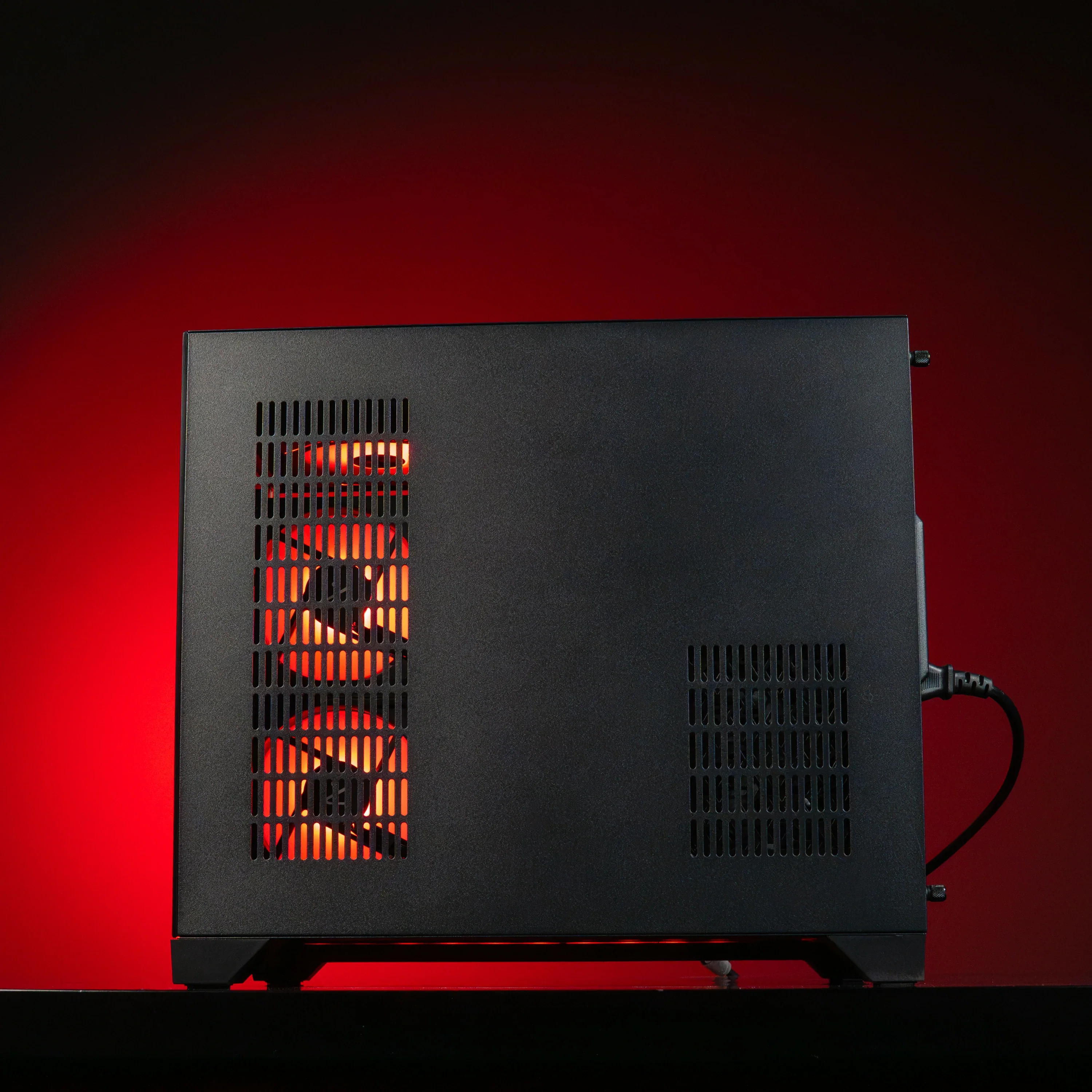 ZEAL MINI : LVL 7 PRO / R7 7700 | RTX 5070 | 32GB RAM - Image 8